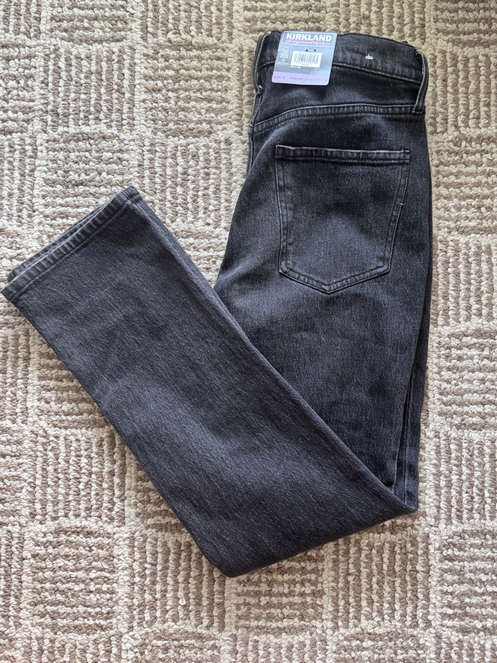 Kirkland Signature Women’s High Rise Straight Fit Jeans in Black Denim Size 4